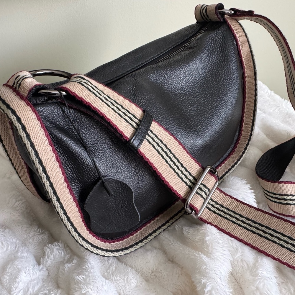 *NWOT* Black and Cream Leather Crossbody Bag